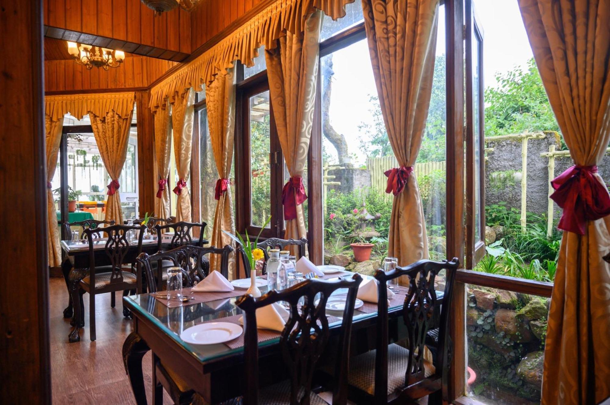 Hotel Sinclairs Darjeeling Dardżyling Zewnętrze zdjęcie